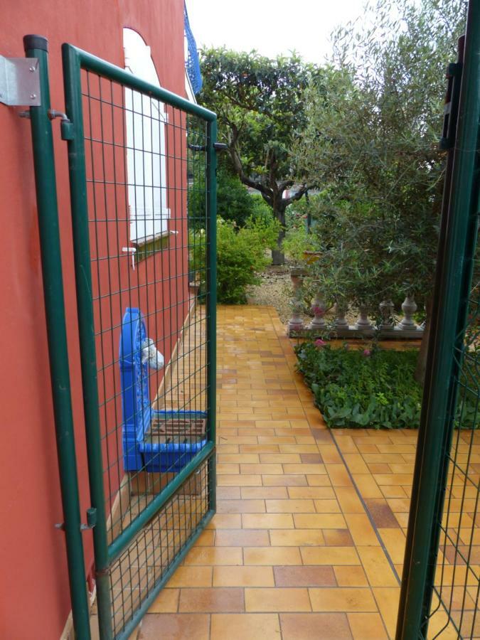 Apartment Stade Aime Giral